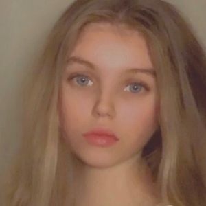 Meet your Posher, Skyler